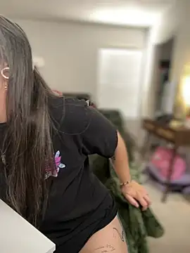 Alix_Valentine live