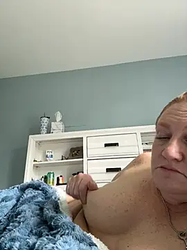 Kellilyn10 live
