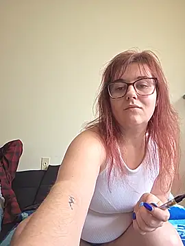 Ashloves_ live