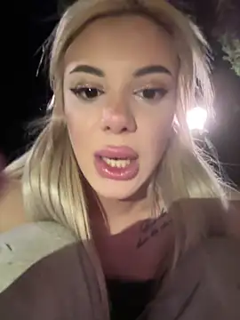 AlyssaFoxx_ live