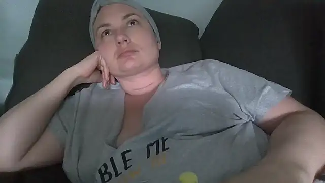 Emily33333 live