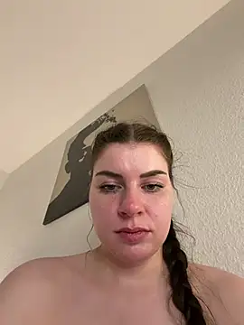 EllyNora live