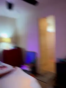 MaiseKnox live