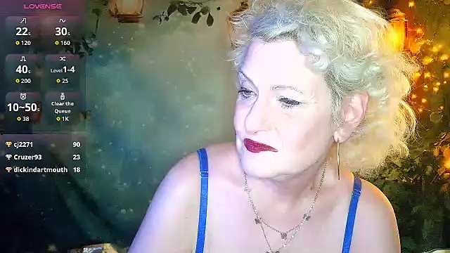 Blondie_the_librarian live