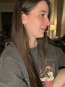 nerdynina live