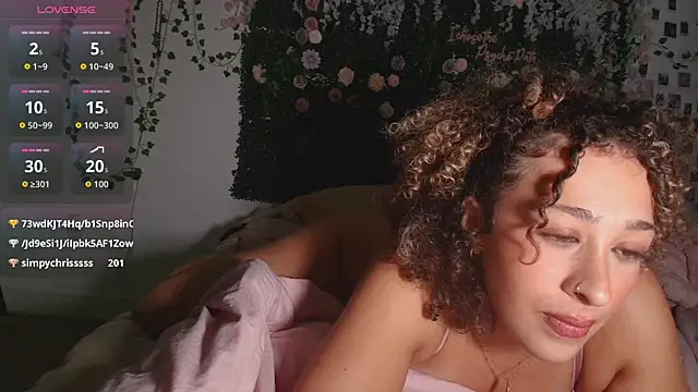 LyraCovee live