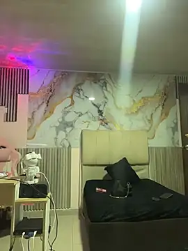 lis_hot_ec live