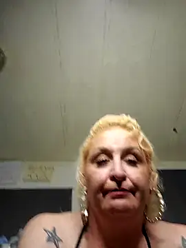 NutNmyGUTdaddy live