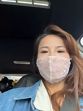 kiss_loo live