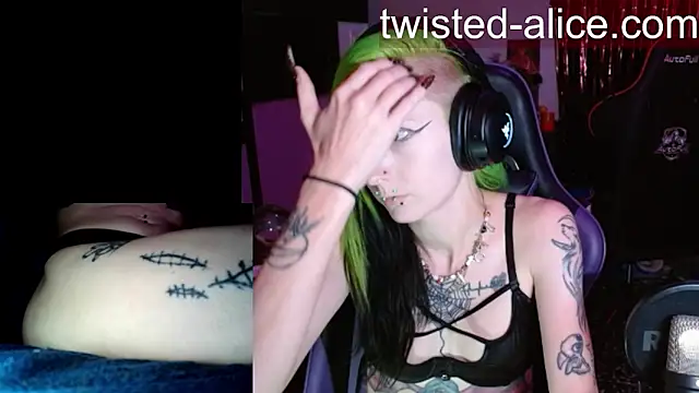 Twisted_Alice live