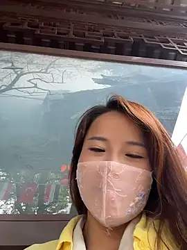 kiss_loo live