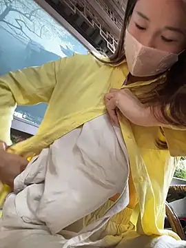kiss_loo live