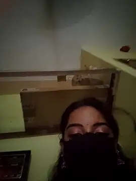 vanika2000 live