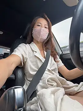 kiss_loo live