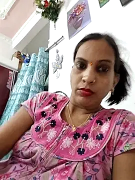 Sexy-Kajal2 live