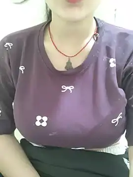 Cute_Kavya7 live
