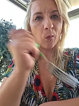 KaylinJan live
