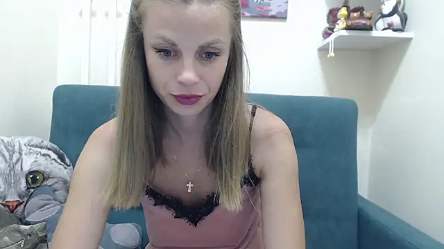 BustyBlondyShow live