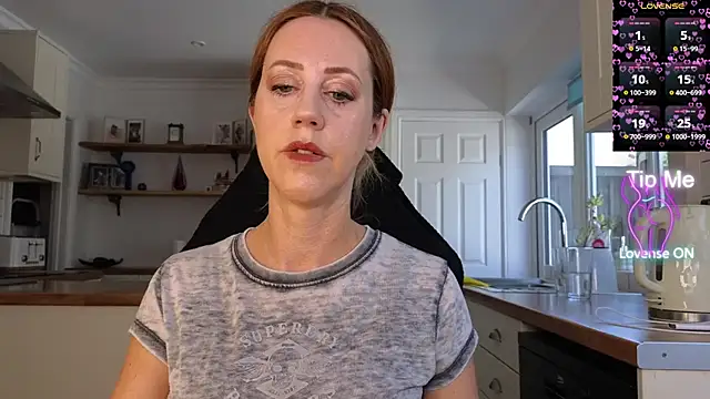 stripmequick live