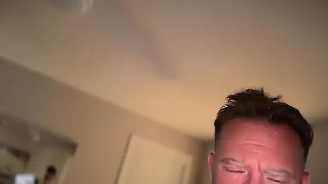 BlondeMilf82 live