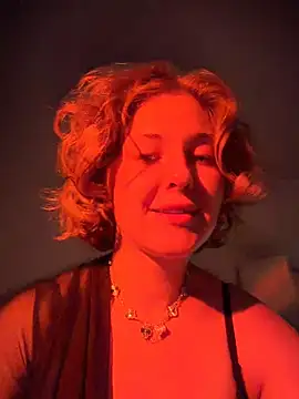 KellyKeler live