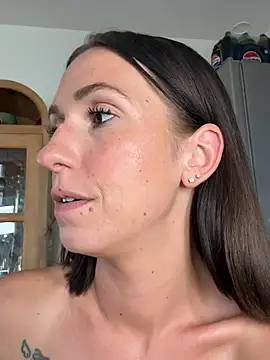 lola_tentatiion live