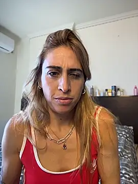 NicoleWilder live