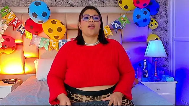 SelennaCooper live