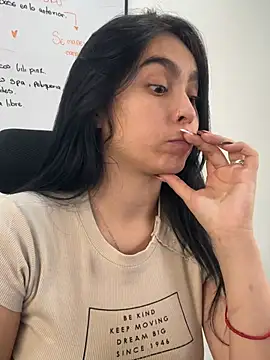 Sara_fernandez- live