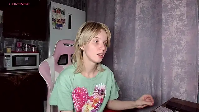 Madelaineses live