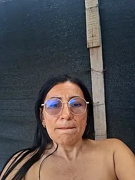 maturexxxnaughty live