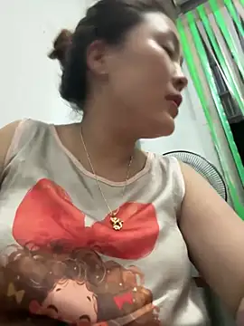 Lina-Naughty live
