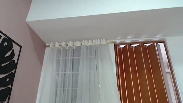 amara_rousse1 live