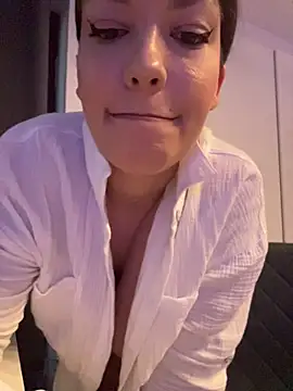 ClaraPasssion live