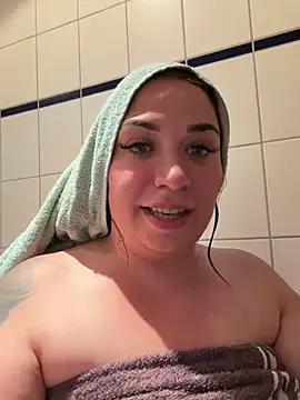 Monageil live