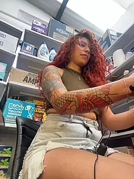 PrettyChloe_ live