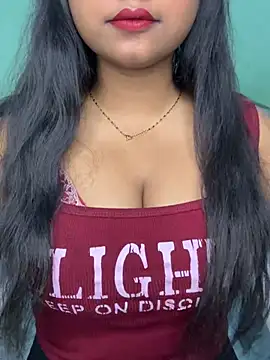 Ishaani_0 live