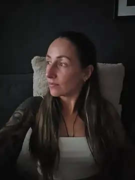 NicoleKaiser live