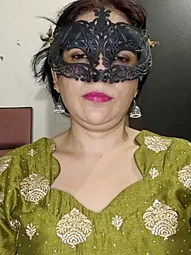 BhabhiPooja69 live