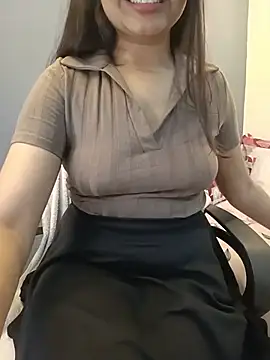YourNickyy profile