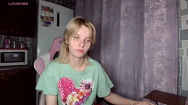Madelaineses live