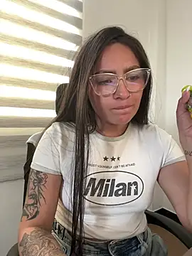 Alyha_cortes_ live