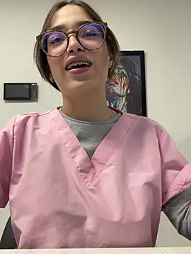 Sweet_Milaa1 live