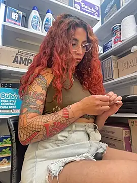 PrettyChloe_ live