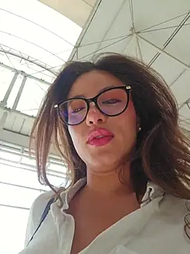 Karen_San_Miguel live