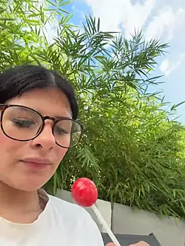 Mia_Alanna live