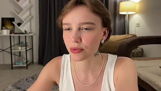Lolatatee live