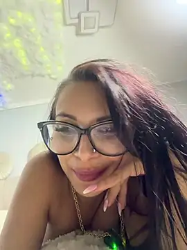 SweetSophieXOXO live