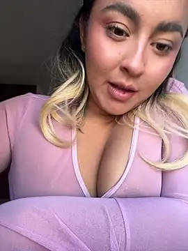 Elina_Hills live