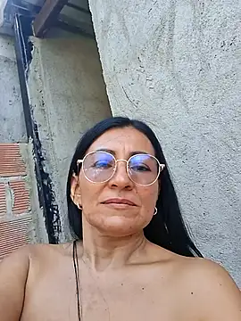 maturexxxnaughty live